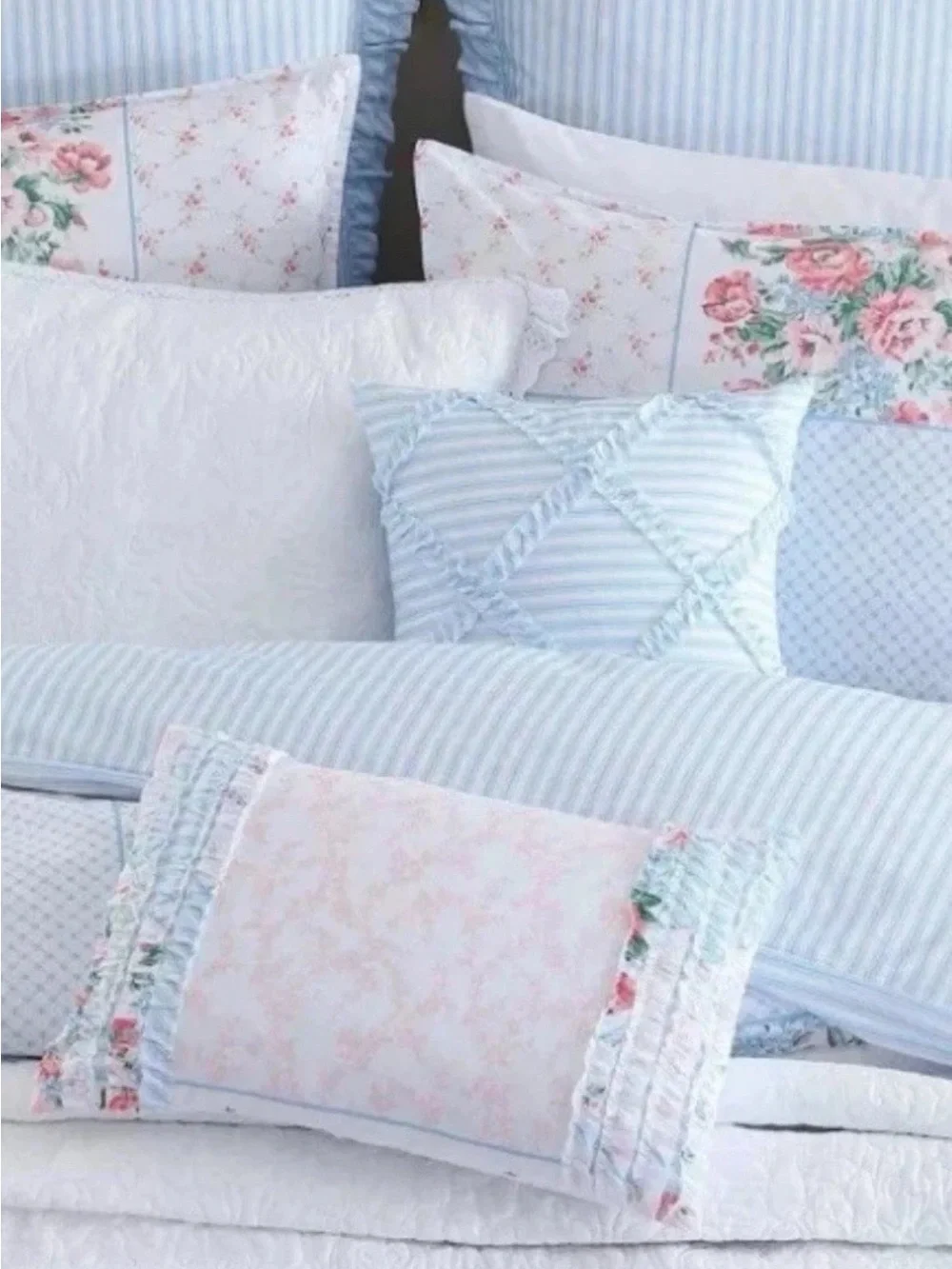 Laura Ashley Hope Patchwork Twin 5pc Pink Floral Reversible Comforter Set